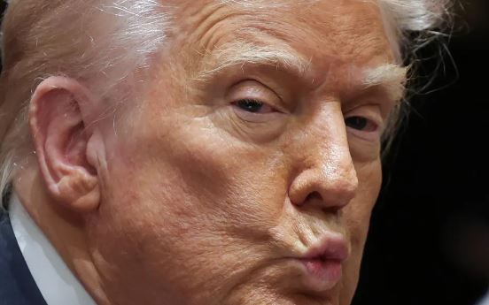 A Collapsing Empire: Trump Profits from American Taxpayers