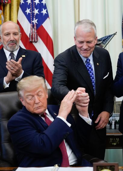 Dan Sullivan Stands with Trump as Alaska’s Heating Bills Explode